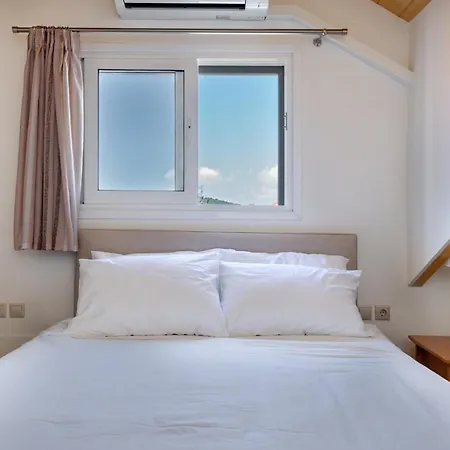 Elegant Living 아파트