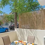 Elegant Living Апартаменты *