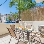 Апартаменты Elegant Living Аргостолион