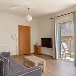 Elegant Living Apartment