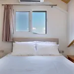 Elegant Living Апартаменты