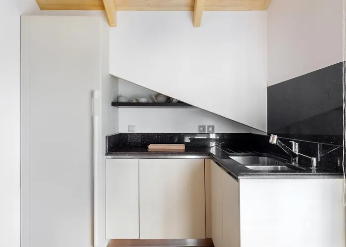 Elegant Living Apartment