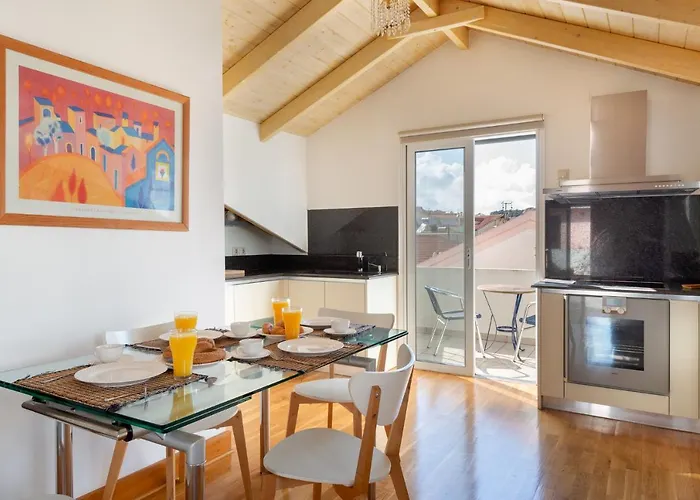 Elegant Living * ארגוסטולי